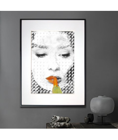 Plakat z Audrey Hepburn w ramie Orange black Audrey