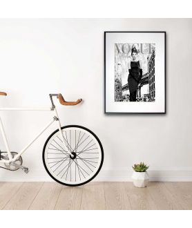 Plakat moda na ścianę - Audrey Hepburn Vogue Black and white